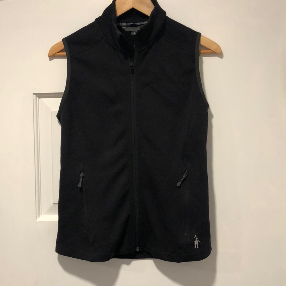 Womens Smartwool vest small. Black.